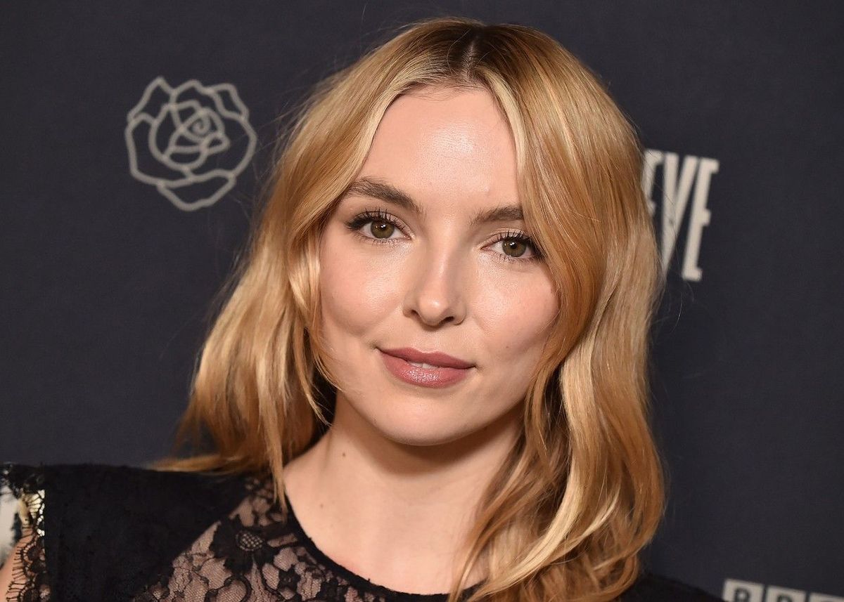 Actrița Jodie Comer este cea mai frumoasă femeie din lume Le a