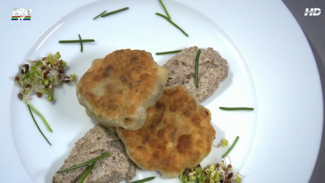 Pate cu ficatei si inimi de pui