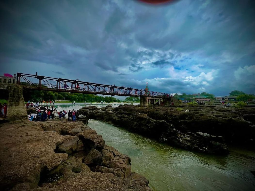 ☔️…📍kundmala, Pune #kundmala #kundmala_talegaon🏞️ #punecity #pune #photoshop #photoshoot (1)
