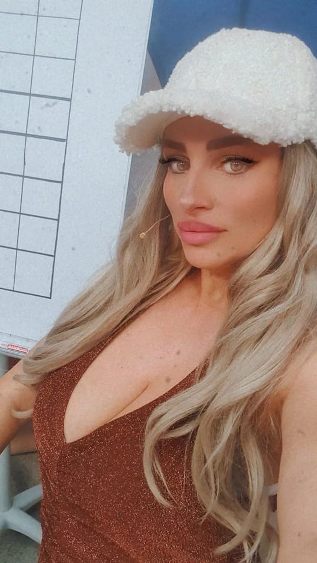 Sanziana Buruiana 1