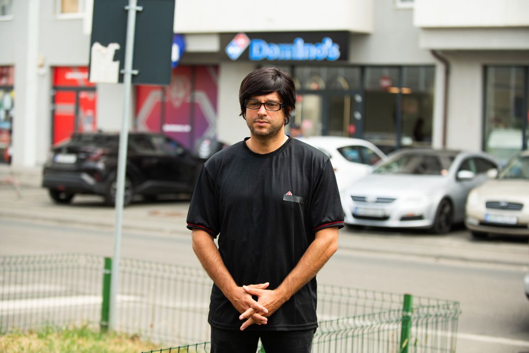 Șef sub acoperire, 21 noiembrie 2024. Șeful sub acoperire începe prima zi de muncă în calitate de livrator, la una dintre locațiile companiei. Acesta îl cunoaște pe Eugen Ene, livratorul c (16)