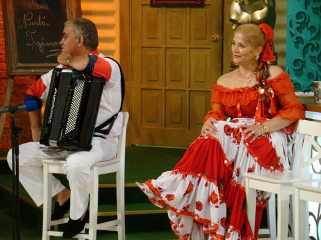 Costume tiganesti
