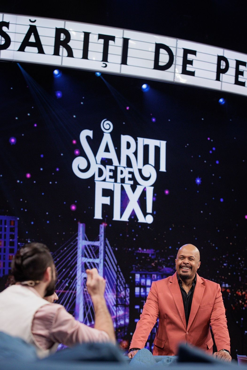 thumbnail_Săriți de pe fix (2)