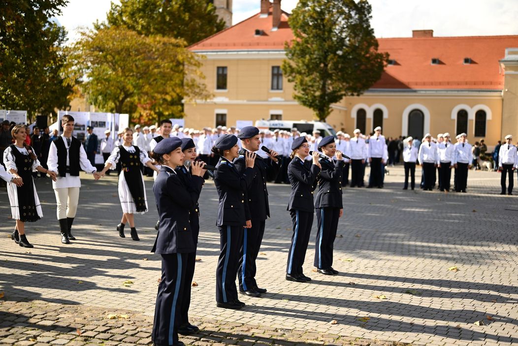 colegiul militar-alba- elevi