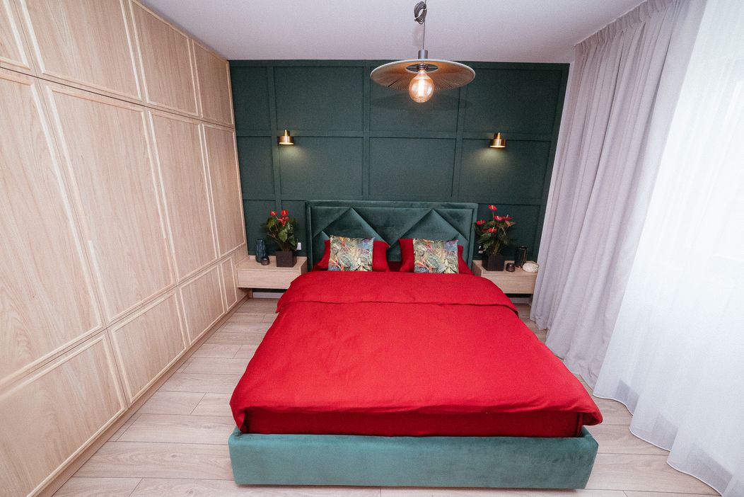 După o noapte albă, arhitecții termină casa începută de Titica. Reacția familiei Răceală, atunci când vede fațada locuinței „Nu mi-am imaginat așa ce (15)