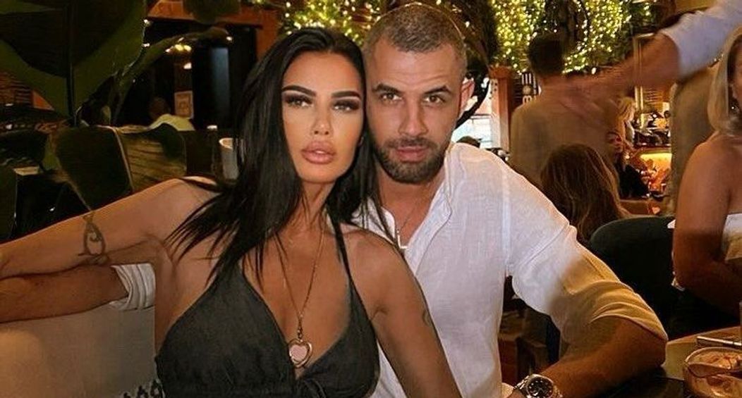 oana-zavoranu-si-alex-ashraf-detin-o-avere-impresionanta-ce-sume-ar-avea-de-impartit-dupa-despartire_17_1_size24