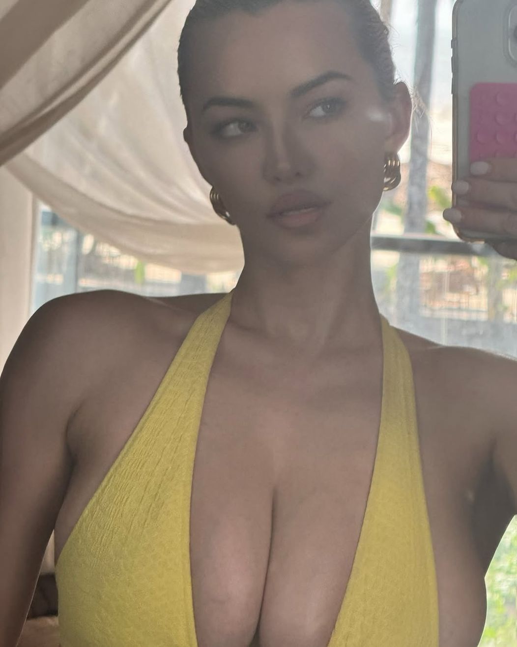 Snapinst.app_472138694_566567209625977_5067769422097839847_n_1080