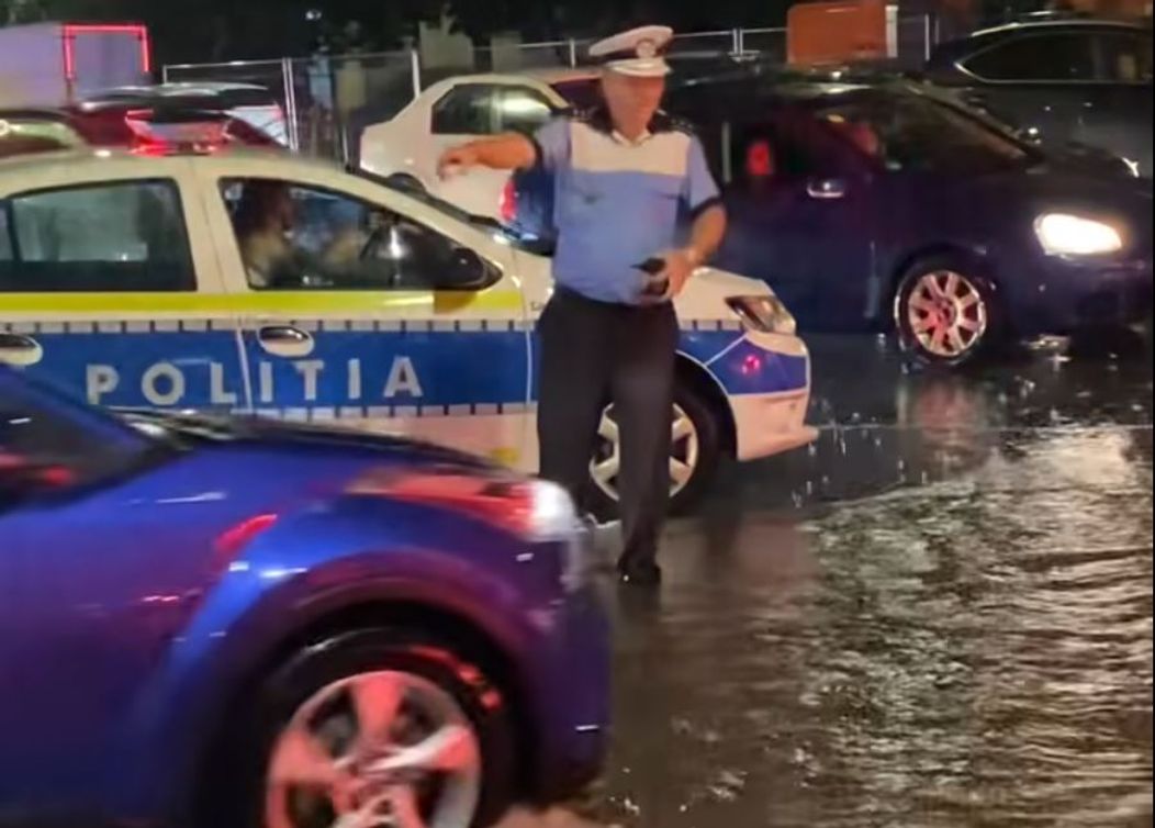 cine e politistul la furtuna