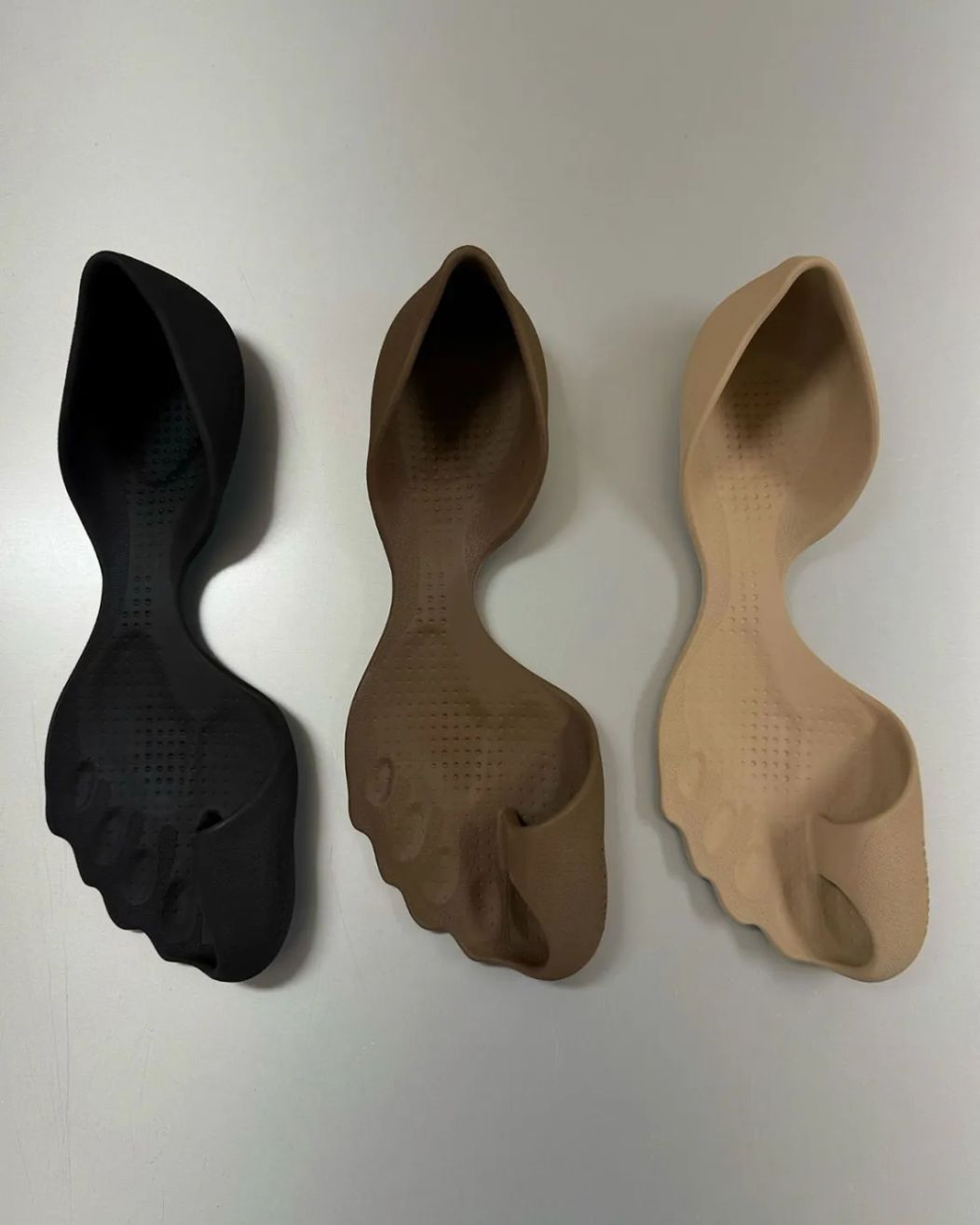 balenciaga-barefoot-zero-shoes-1