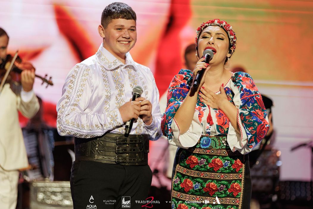 oleg si andra in concert