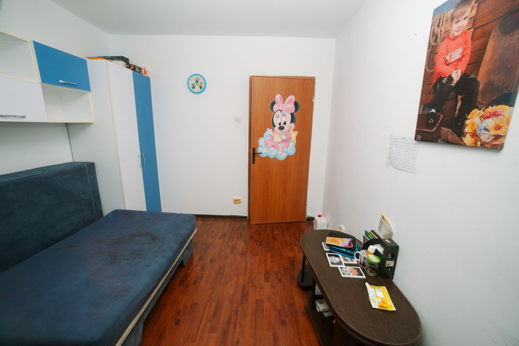 Visuri la Cheie, 15 aprilie 2026. Cum arată apartamentul în care locuiește Dani. Camera în care dormea tatăl lui îi stârnește multe amintiri dureroase și a fost transformată în depozit „E greu să intre acol (13)