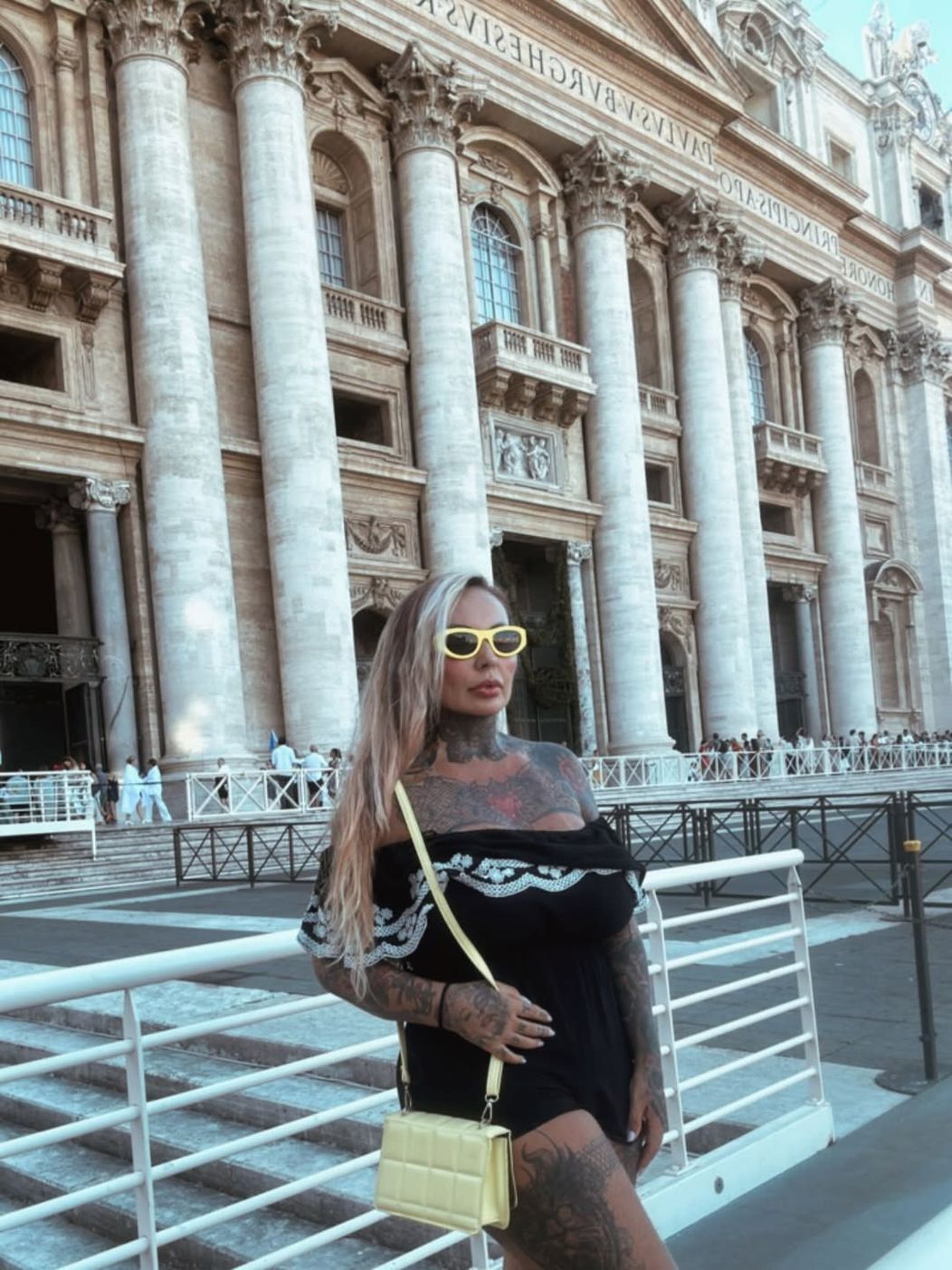 Vaticano (parte 2) Nem precisa de legenda pq já escrevi tudo na primeira postagem 😌🫶🏻#sabrina