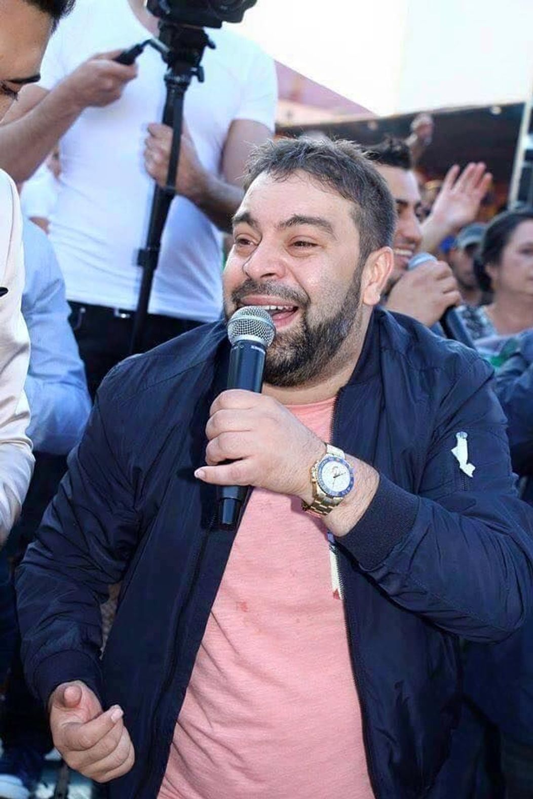 florin-salam-prima-reactie-dupa-ce-nu-a-putut-sa-cante-in-timpul-unei-nunti-de-la-craiova_12