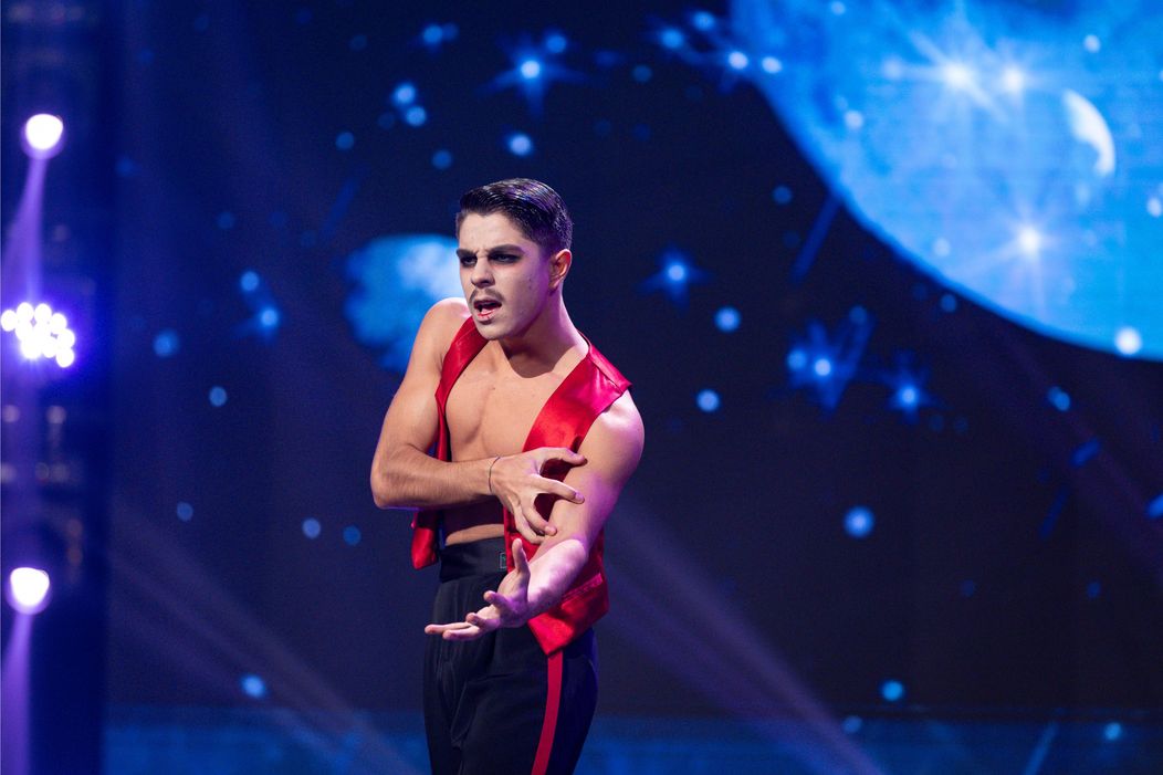 Valentin Lupu (8)
