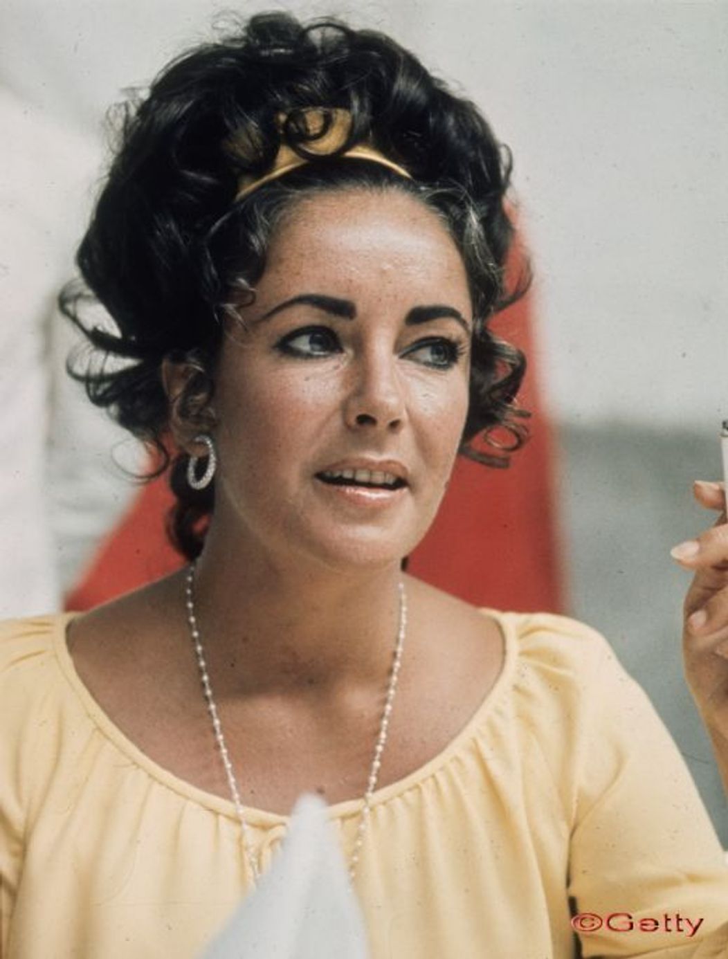 1975