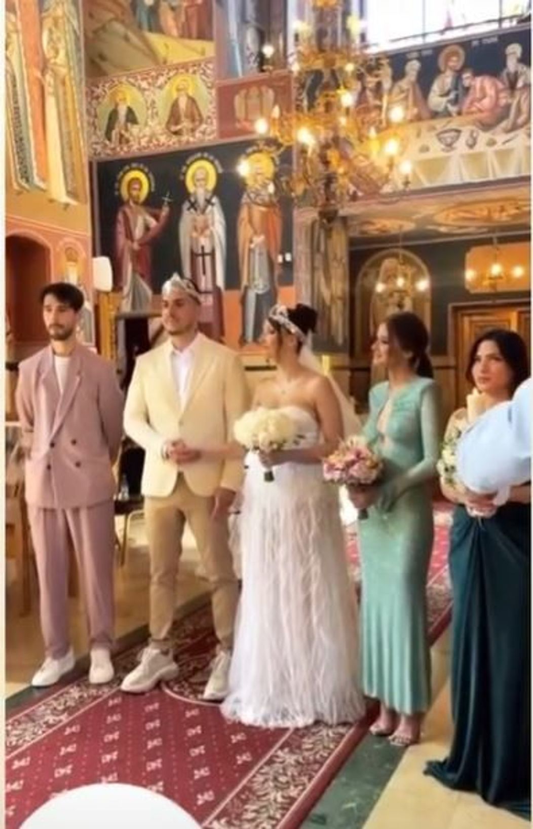 Theo Rose și Anghel Damian nași de cununie și de botez