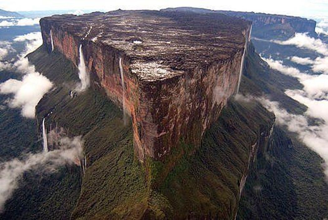 Muntele Roraima - Venezuela, Brazilia si Guyana