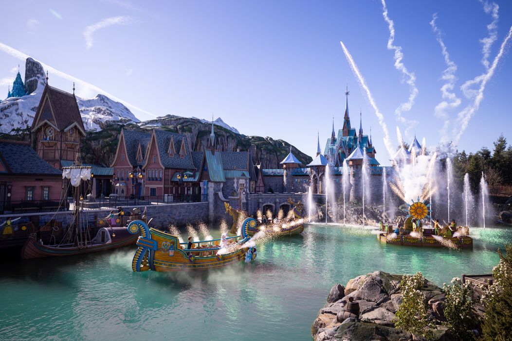 Disneyland Paris_Disney Adventure World_World Of Frozen_A Celebration in Arendelle_Celebration a Arendelle_Horizontal