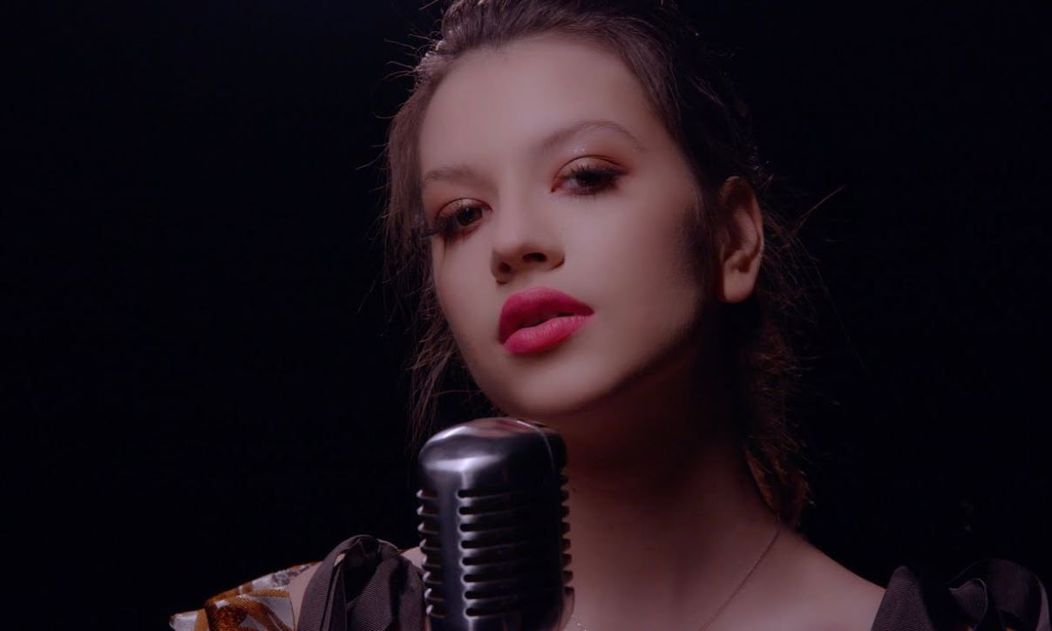 Cleopatra Stratan 