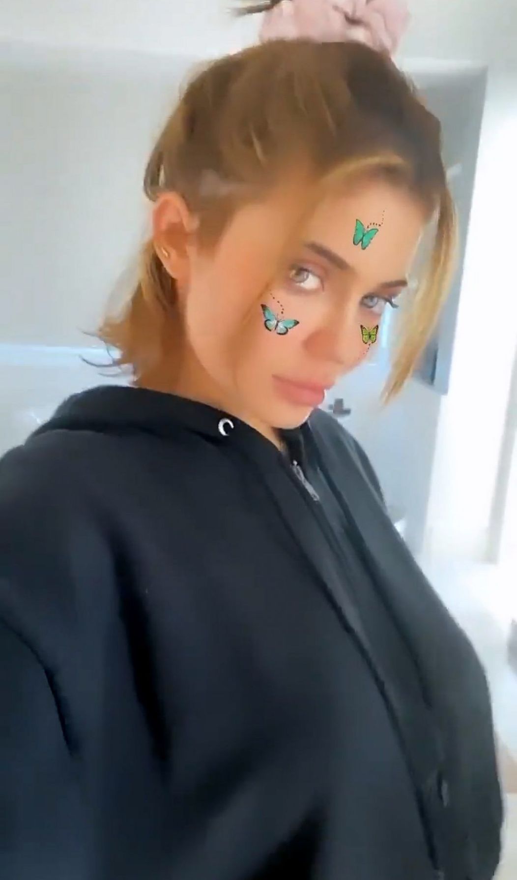 kylie-jenner-1-c1f8f103cfbb45cd83d6a43c333c64f4