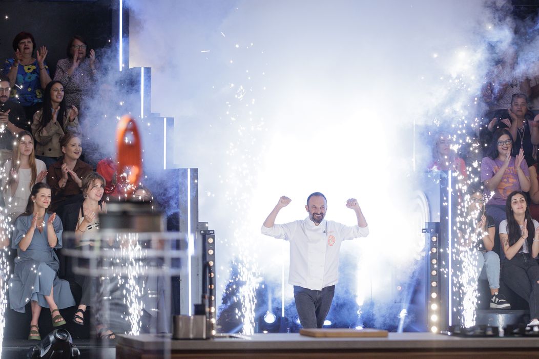 Finala MasterChef România, 16 decembrie 2025. Ultima bătălie a sezonului 10 este aici. Cum se simt cei trei finaliști înainte de găti pentru ultima oară „Încă nu îmi vine să cred că am ajuns aici (9)