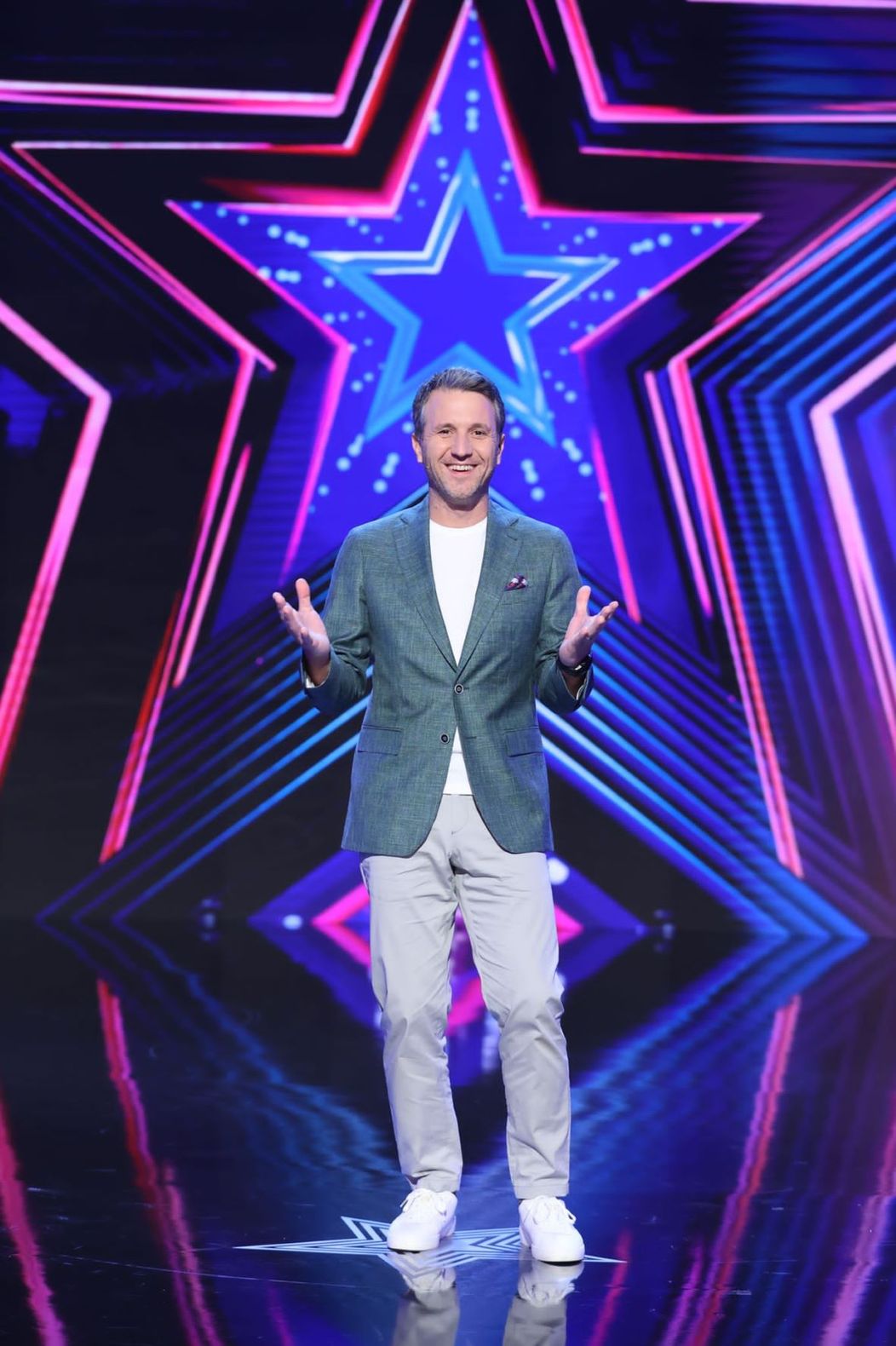 andi moisescu2
