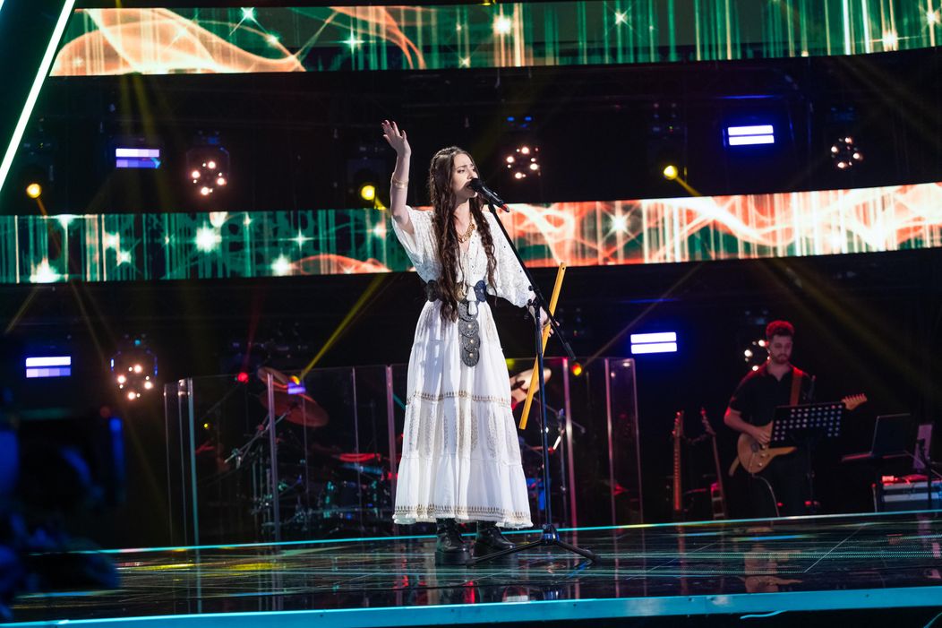 Blind2 (747 of 1979)