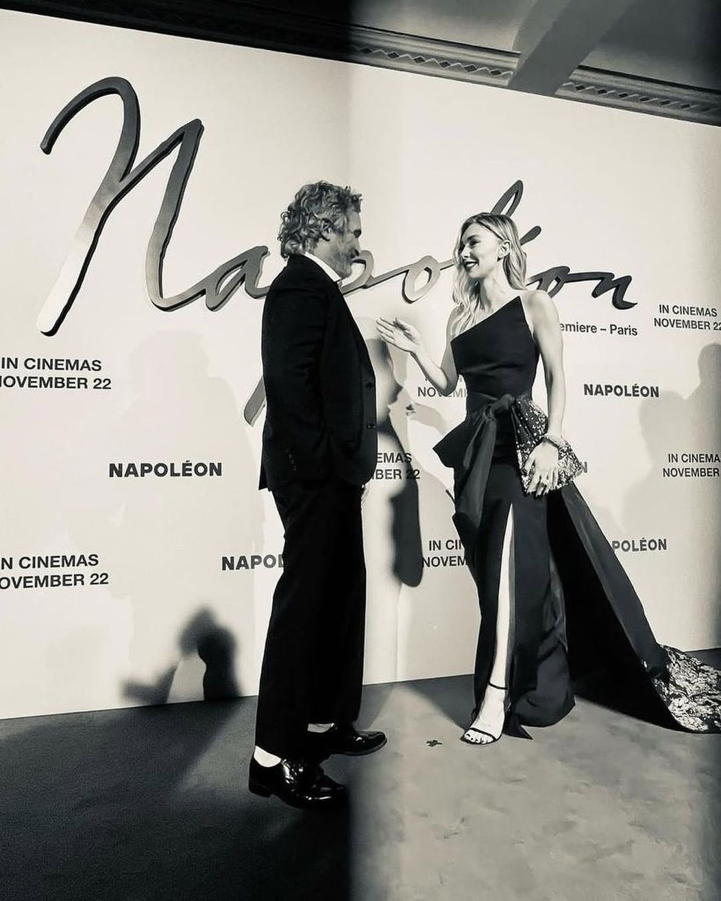 Honoured to wear @alexandermcqueen last night in Paris. Thank you so very much Sarah, you are a  (1)