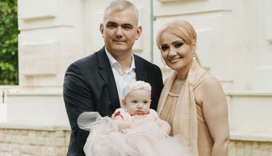 Adriana Ochișanu și Sergiu Zmeu
