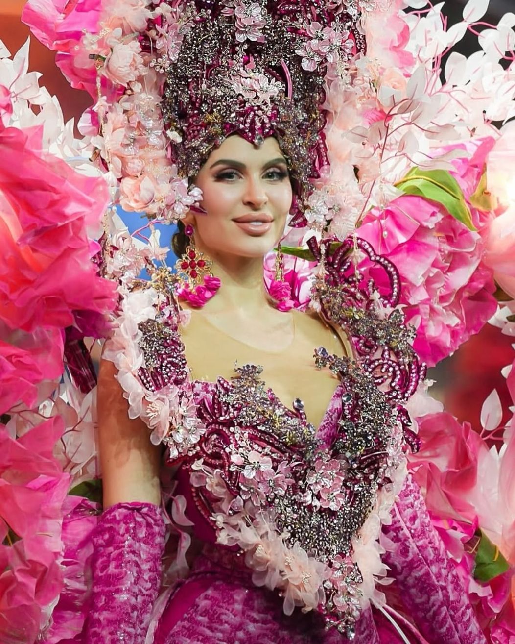 This was the National Costume Show 👑 (2)