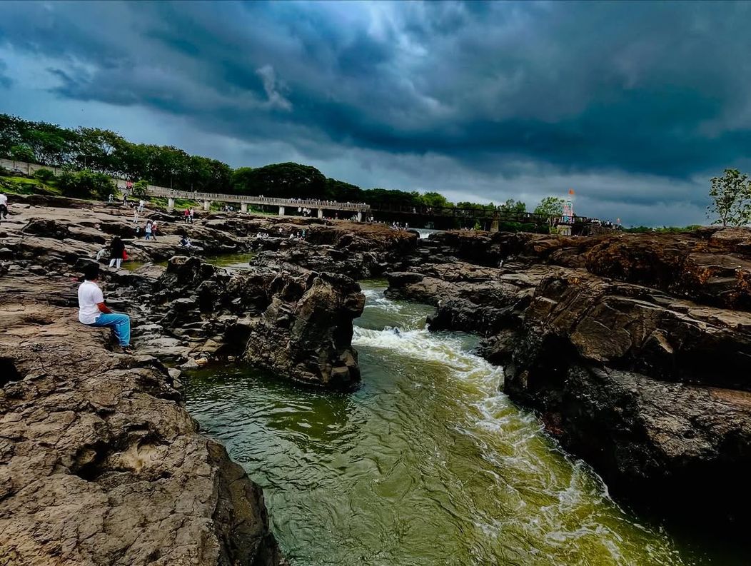 ☔️…📍kundmala, Pune #kundmala #kundmala_talegaon🏞️ #punecity #pune #photoshop #photoshoot (2)