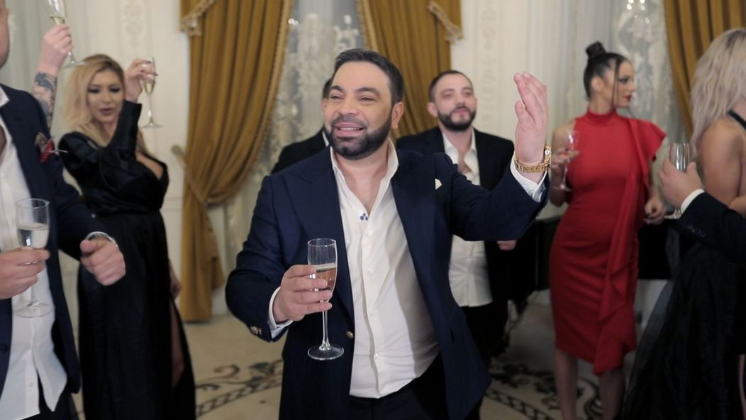 florin-salam-prima-reactie-dupa-ce-nu-a-putut-sa-cante-in-timpul-unei-nunti-de-la-craiova_18