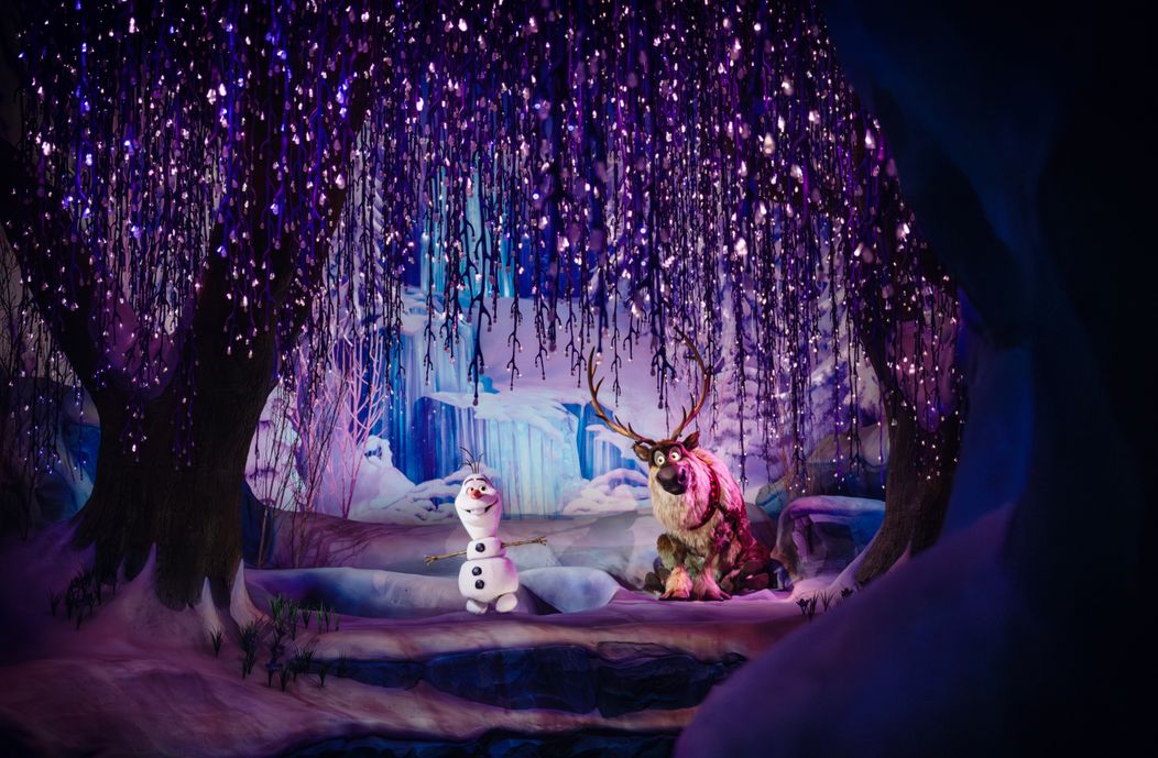 Disneyland Paris_Disney Adventure World_WorldOfFrozen_FrozenEverAfter_scene2_Horizontal