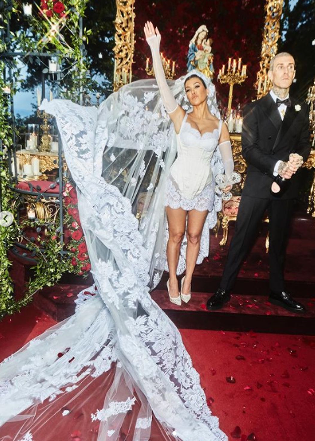 Kourtney Kardashian și Travis Baker la nunta din Portofino, Italia