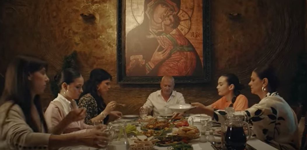 familia Vlahu din serialul Groapa 
