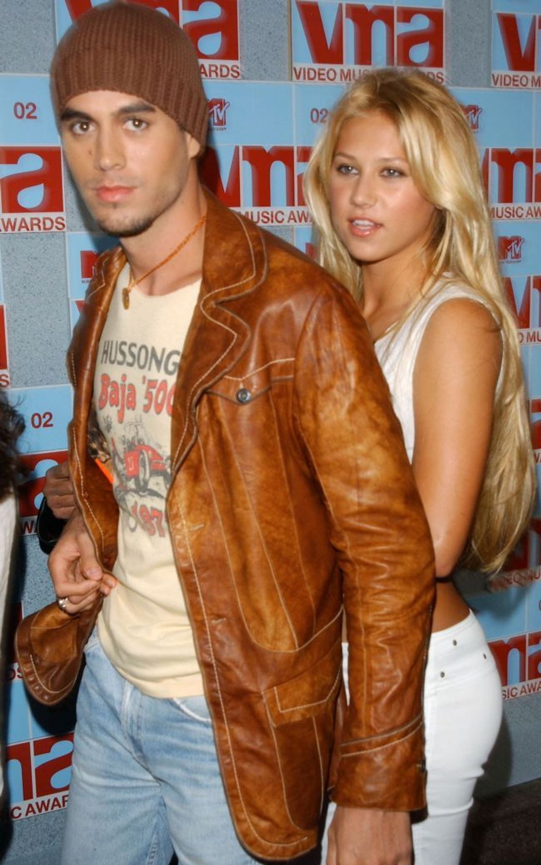 thumb_dezvaluire-neasteptata-despre-anna-kournikova-si-enrique-iglesias-ce-s-a-aflat-dupa-12-ani-de-relatie_2