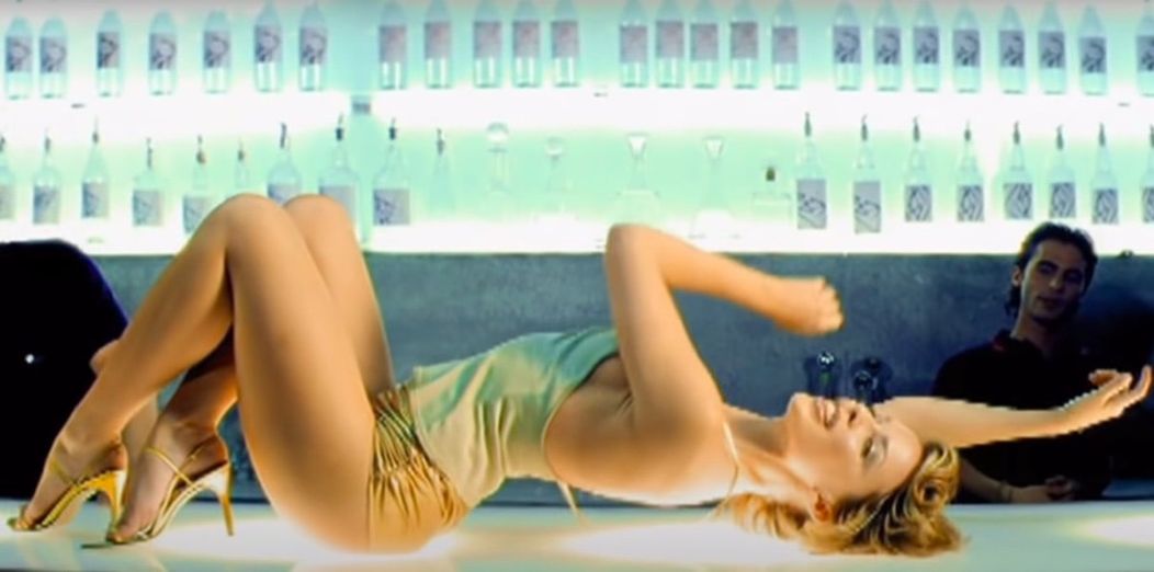 Kylie-Minogue_Spinning-Around-8-min