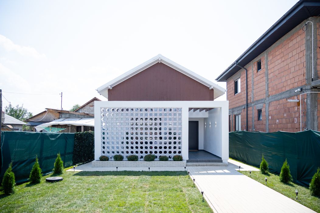 casa lui Darius Fileata