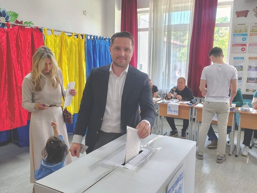 Am ales pentru România înainte. Toți românii au de ales astăzi între România occidentală, care merge înainte, sau România izolatǎ. Fiecare vot contează! (1)