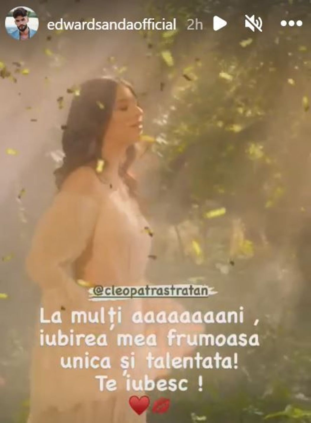 Cleopatra Stratan felicitata de sotul ei 