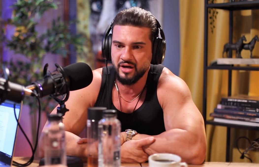 Dorian Popa, despre relația tensionată avută cu tatăl lui: „Nu pot să-l iert”