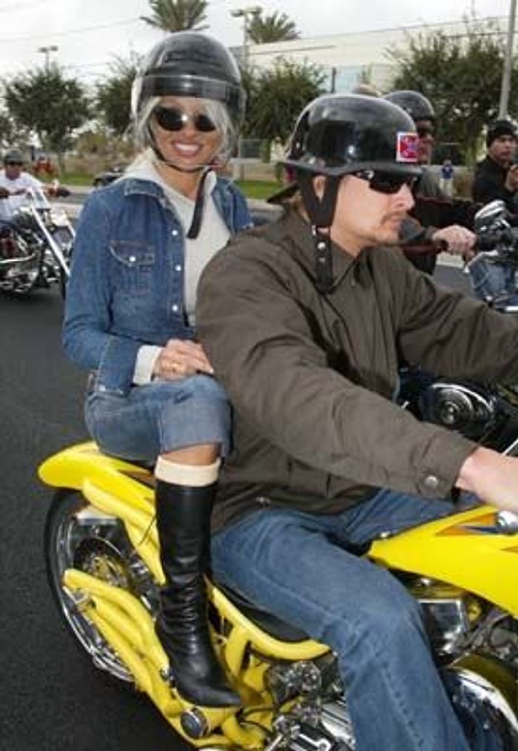 Pamela Anderson si Kid Rock