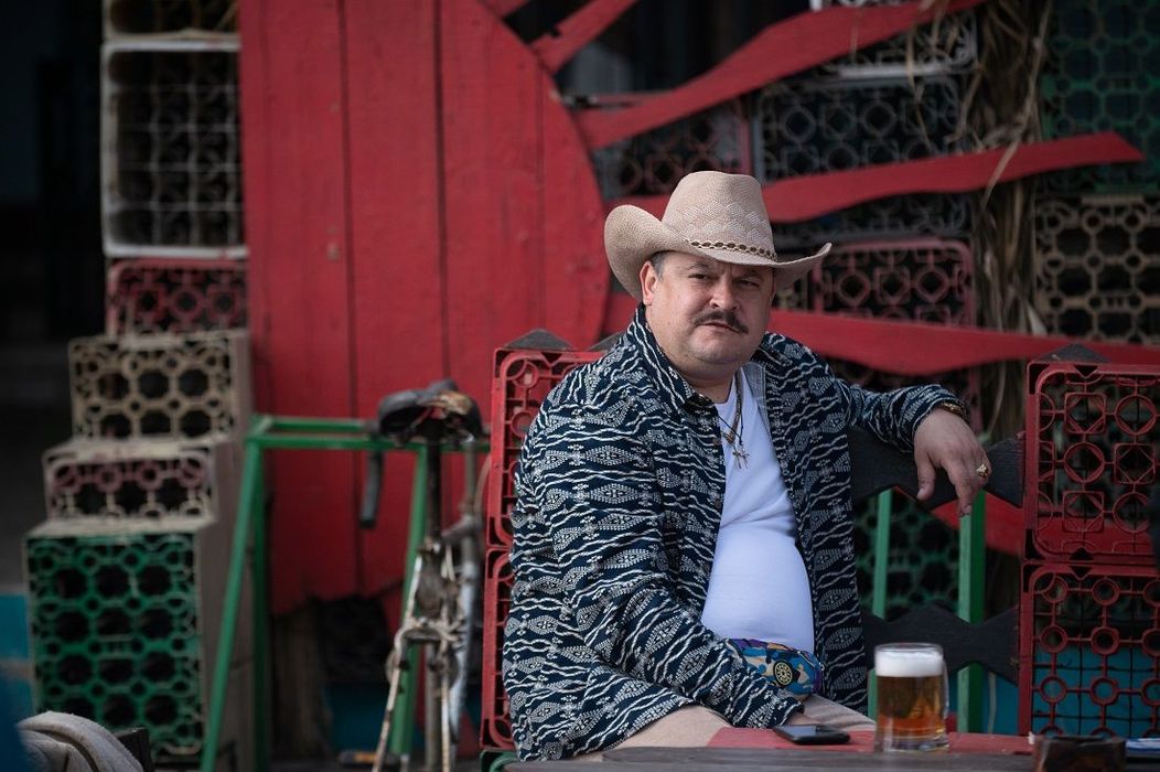 Mihai Bobonete pe platourile de filmare ale serialului Las Fierbinți