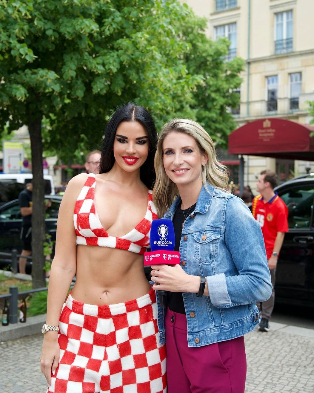 Ivana Knoll (5)