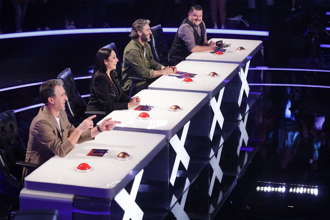 Juriul Românii au talent13