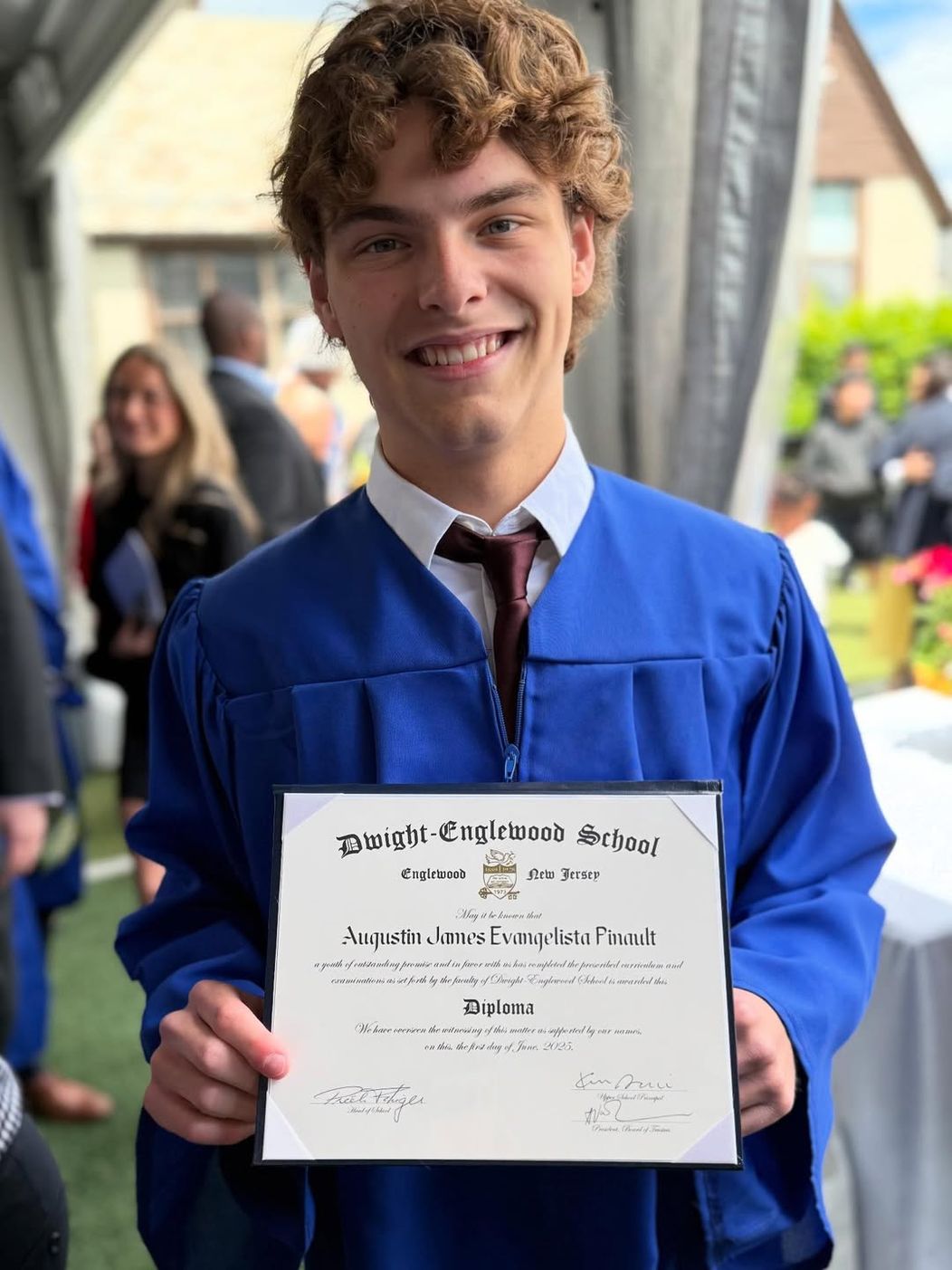 Then this happened. 🎓♥️✨🙏🏻 I’m one proud momma. Blessed blessed blessed… (2)