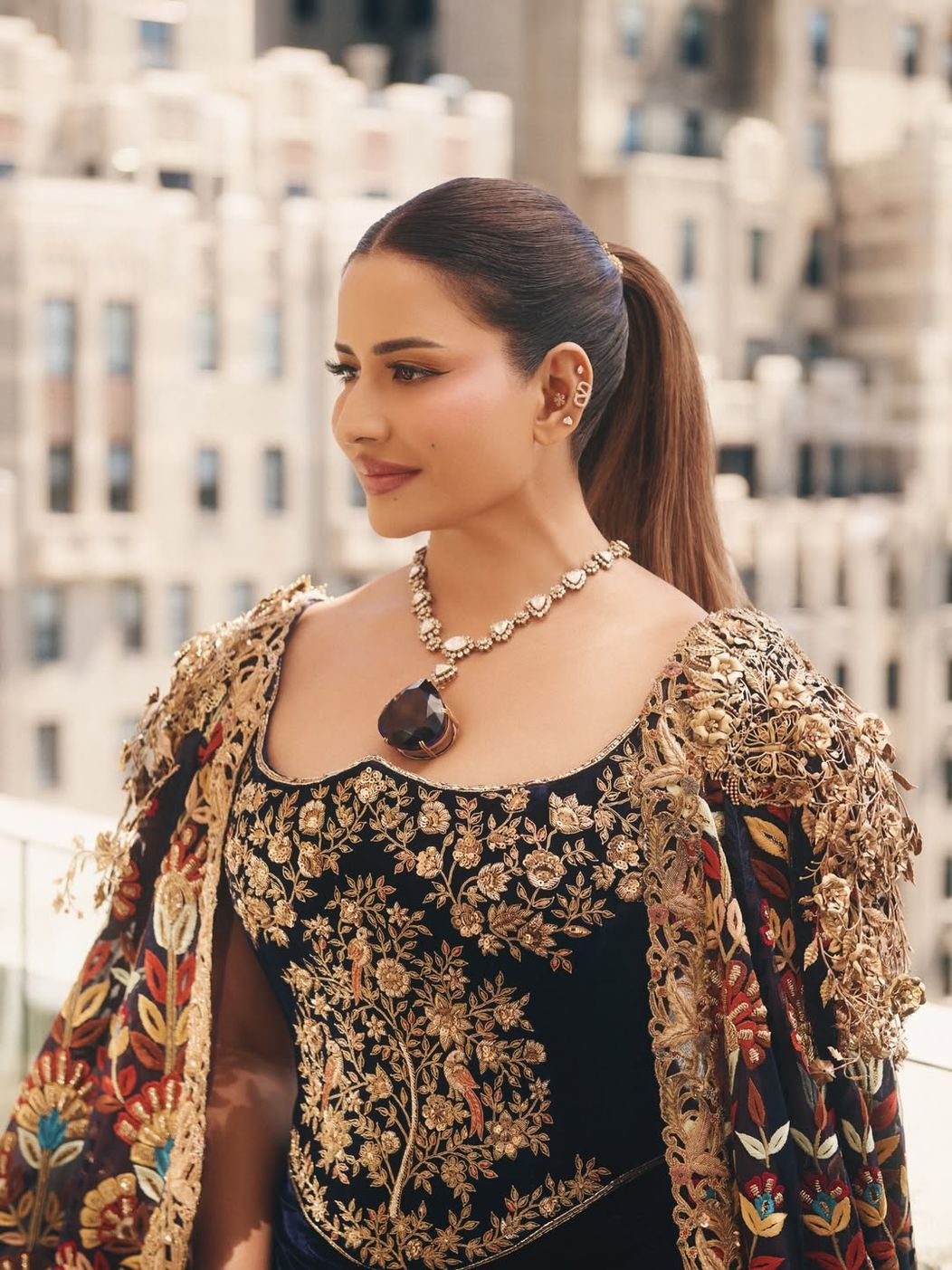 Hyderabad is not just my origin; it is a language, a rhythm, a way of being. Through this look,  (2)