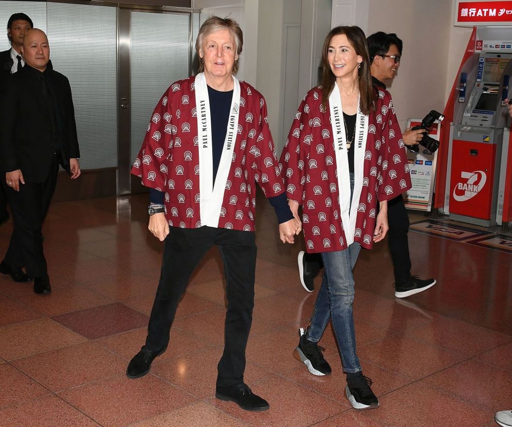 Nancy Shevell, soția lui Paul McCartney, senzația plajei în pandemie la 61 de ani