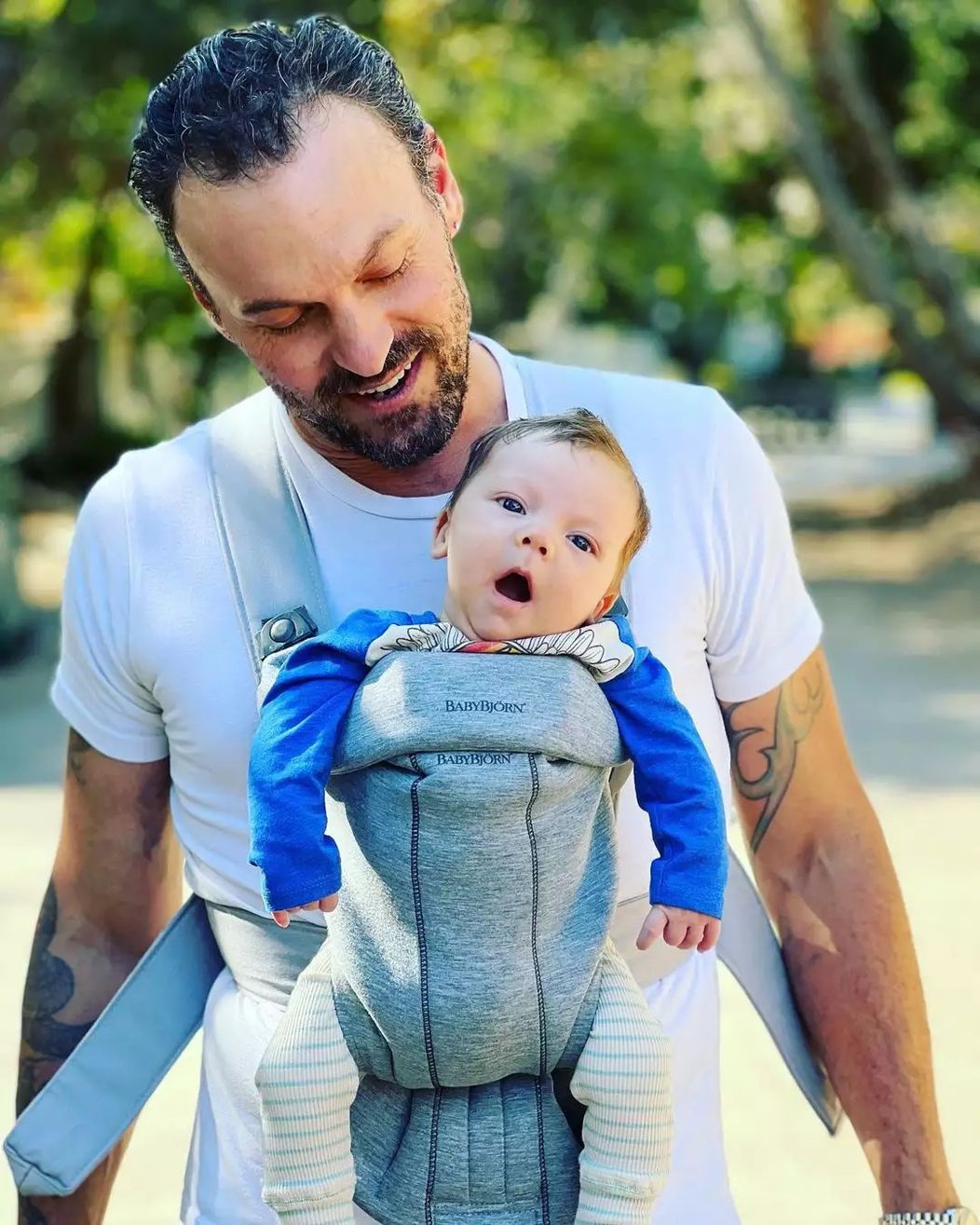 Brian-Austin-Green-Wears-Son-Zane-7-Weeks-in-Carrier-as-He-Yawns-in-Sweet-New-Photo-3b078ad8ca2e48b3bcfe5e96560f2ed5