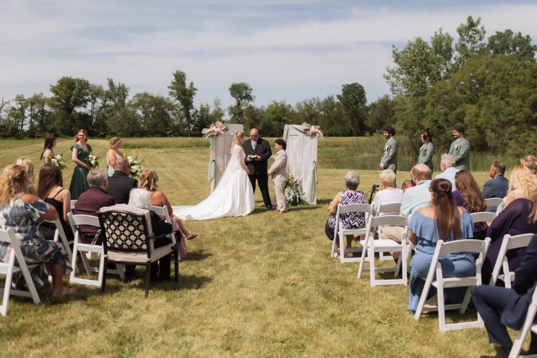 dropped-during-wedding2-7926-1fc37dff9102470dabd046bfb4304e67